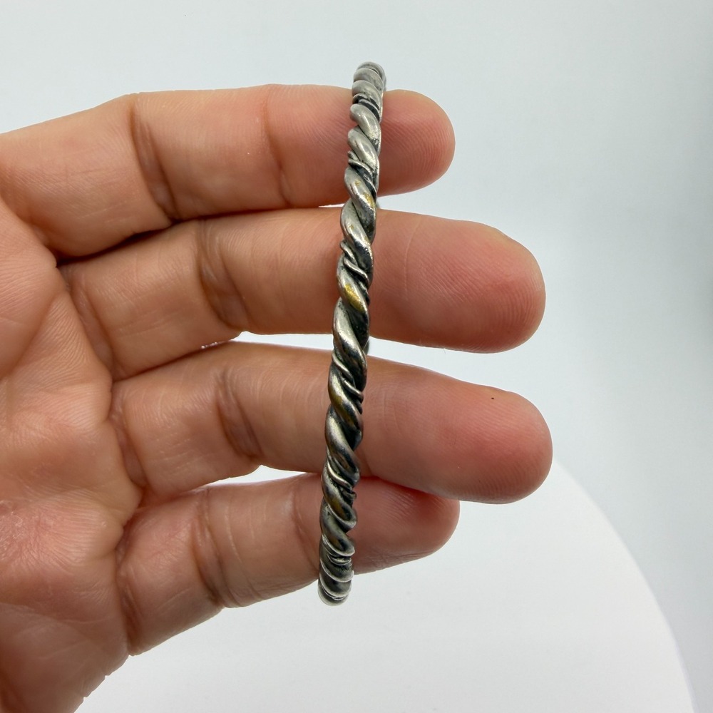 Vintage Silver Tone Twisted Rope Bangle Minimalist Boho Bracelet - Picture 8 of 10